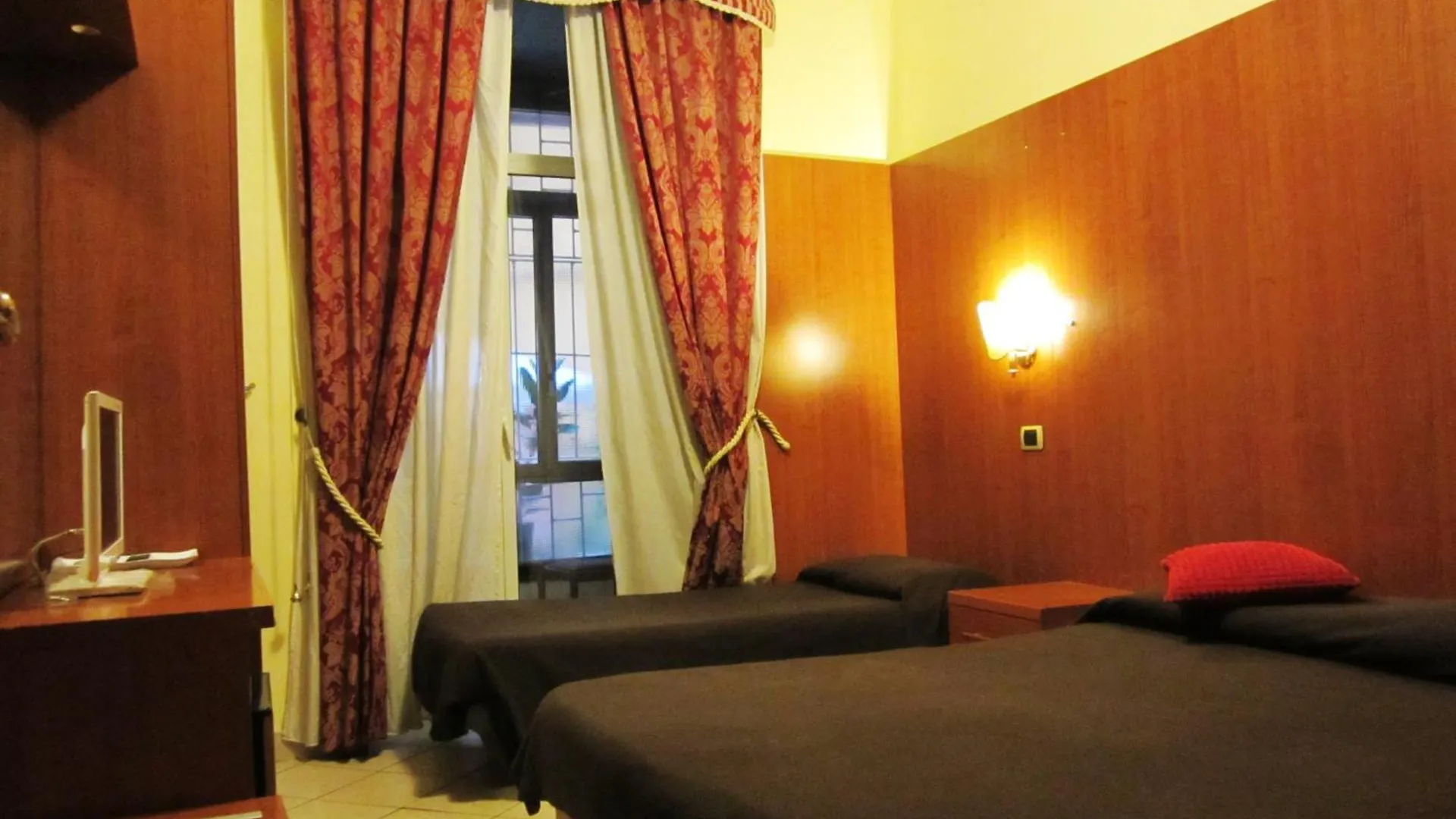 B&B Rome Terminal House