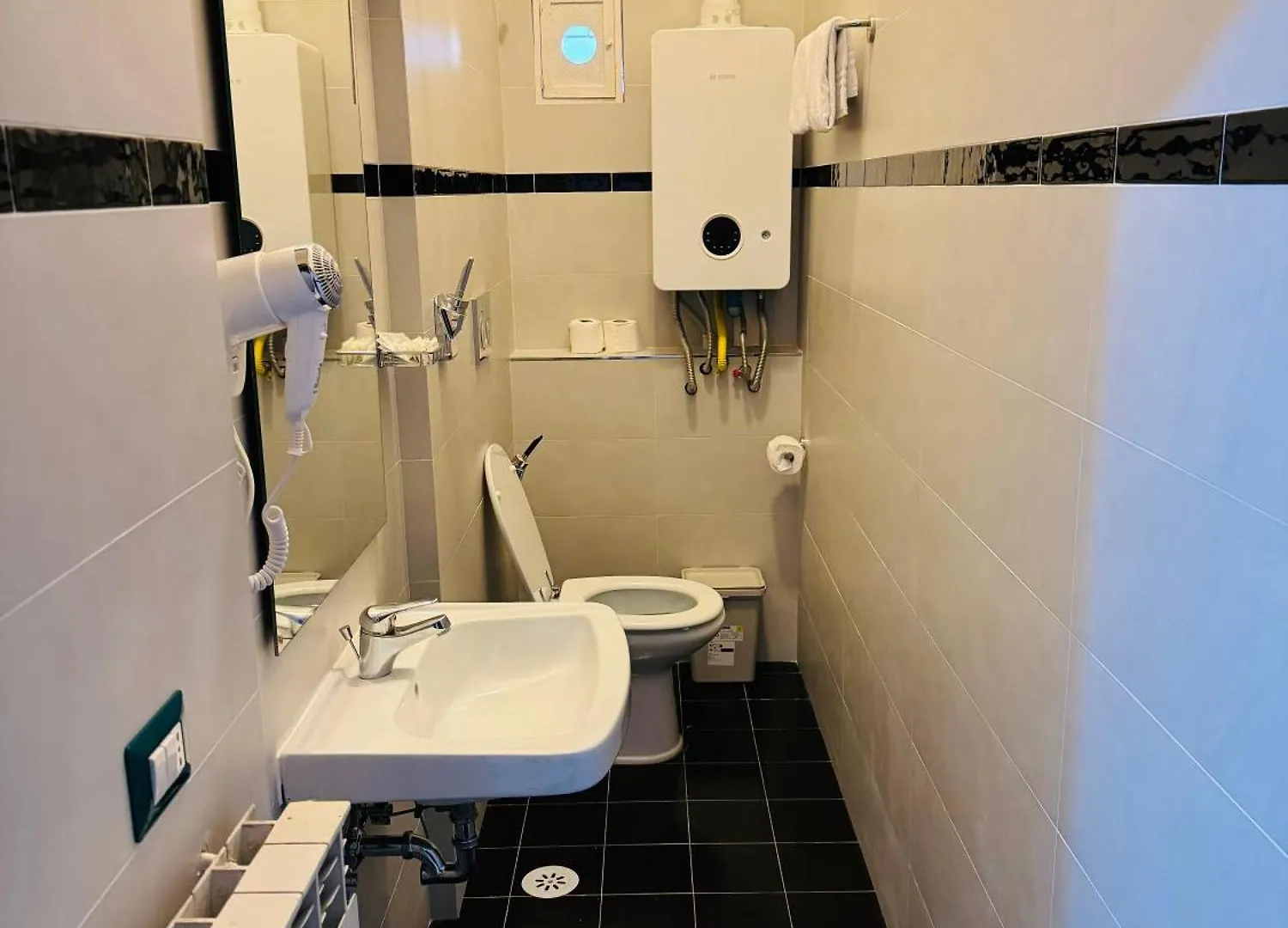 ** Oda ve Kahvaltı B&B Rome Terminal House İtalya